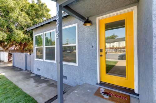 4212 Bernadine Pl, San Diego CA  92115-6012 exterior