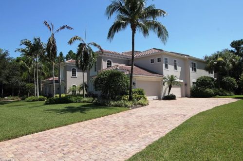 11018 Carrara Ct, Bonita Springs, FL 34135-6956