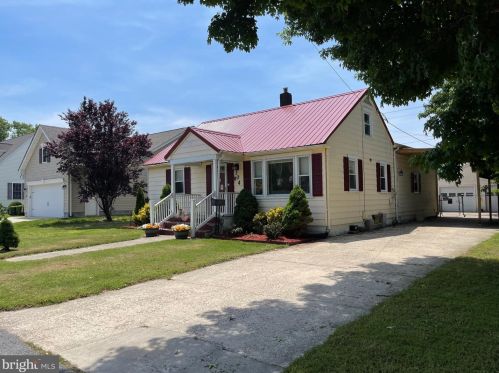 304 Oak Rd, Seaford, DE 19973-2030