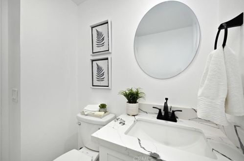 4051 Via Encinas, Cypress CA  90630-3431 exterior