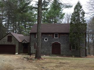 121 Fairview Dr, Pittsfield NH  03263-3818 exterior