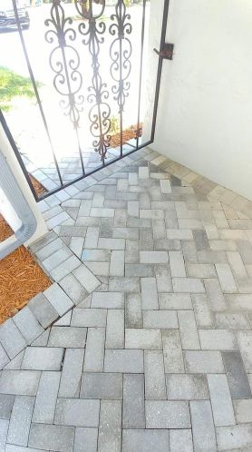 4555 Mitcher Rd, New Port Richey, FL 34652-3145
