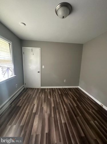 142 Hazelhurst Ave, Lawrence Township NJ  08638-3512 exterior