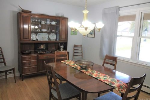 7 Meadowview Dr, Poughkeepsie NY 12603-5505 exterior