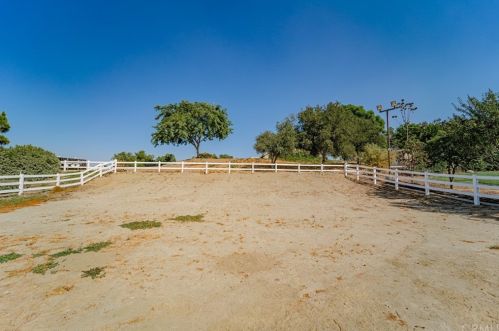 17410 El Mineral Rd, Perris CA  92570-7457 exterior