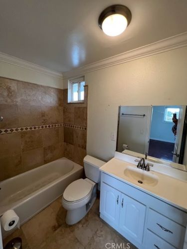 1356 Winston Ct, Upland CA 91786-3215 exterior