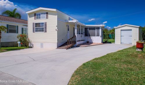 2343 Shuttle Cir, Titusville, FL 32796-3932