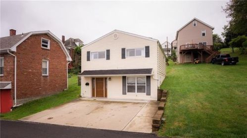 12 Regina Ave, Lyndora, PA 16045-1126
