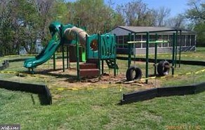 211 Castle Dr, Montross VA  22520-8615 exterior