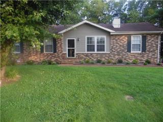 122 Louann Ln, Hendersonville, TN 37075-2505