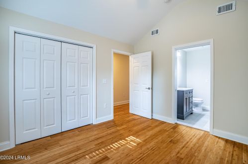 8 Wateree Ct, Beaufort SC  29902-3332 exterior