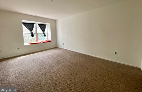 224 Stone Hurst Ct, New Castle DE  19720-3947 exterior