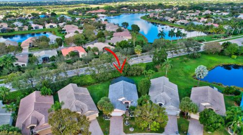 11652 Castellon Ct, Boynton Beach FL  33437-4085 exterior