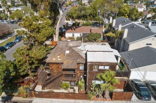 4273 Dawes St, San Diego CA 92109-1230 exterior