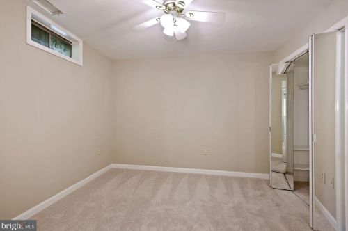 514 Jennifer Ct, Leesburg VA 20176-4910 exterior