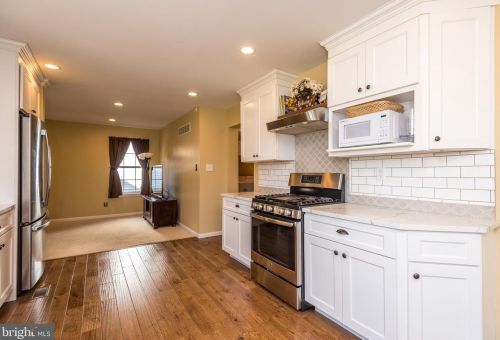 308 Ross Ln, Collegeville PA  19426-1877 exterior