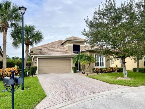 306 Whitby Ct, Fort Pierce, FL 34983-3442