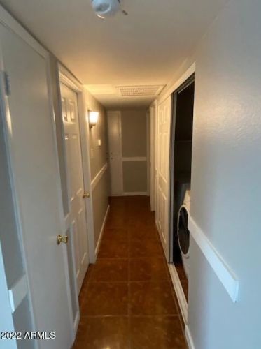 5245 Country Gables Dr, Glendale AZ  85306-3921 exterior