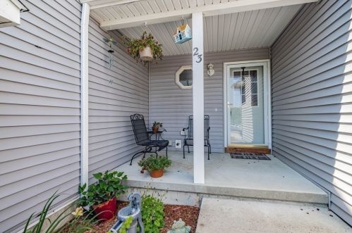 23 Ains Manor Rd, Palmer, MA