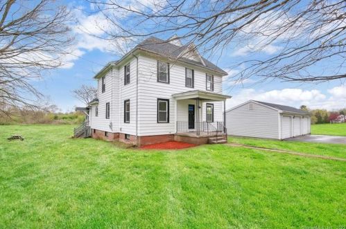322 Ridgewood Rd, Middletown CT  06457-1949 exterior