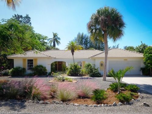 3181 Twin Lakes Ln, Sanibel, FL 33957-5503