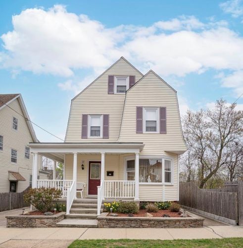 112 Ohio Ave, Providence, RI 02905-4304