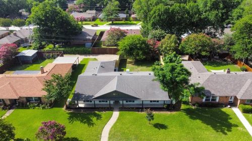 1520 Glenwick Dr, Plano TX  75075-7222 exterior