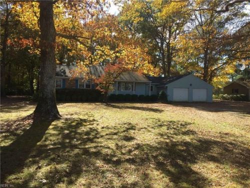 2697 Lake Cohoon Rd, Suffolk, VA 23434-8404