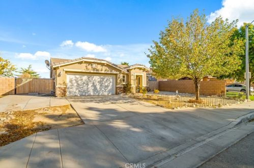 45746 Palm Ln, Lancaster, CA 93535-1453