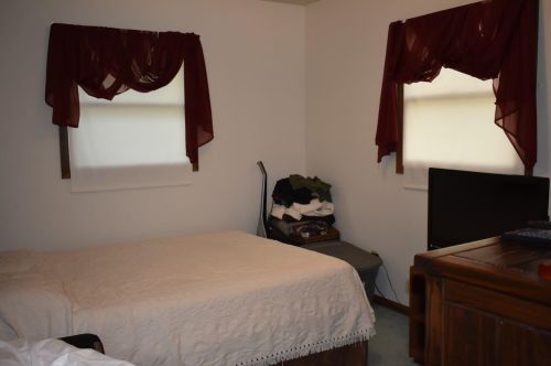 1403 75th Ave, Gary IN  46410-4663 exterior