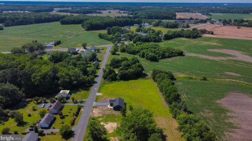 75 Honolulu Rd, Frankford DE  19945-2019 exterior