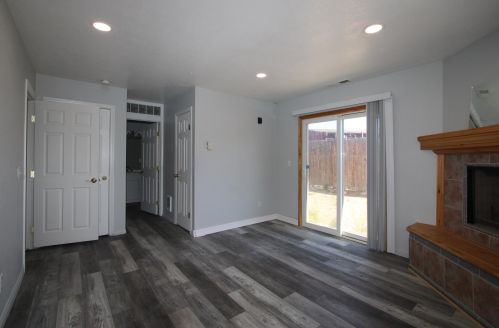 114 Meadow Ln, Big Bear City CA  92314-9410 exterior
