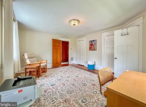 718 Columbia Ave, Lansdale PA 19446-3311 exterior