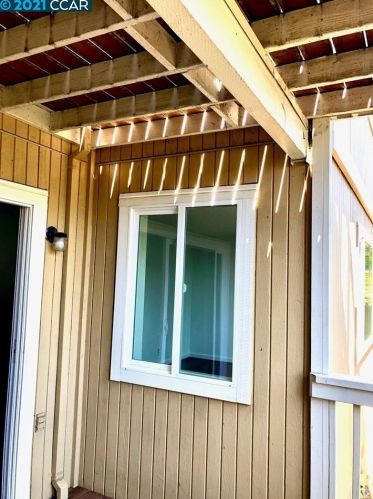 1819 Shirley Dr, Benicia, CA 94510-2666