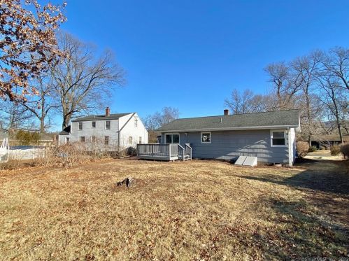 151 Pondview Dr, Southington, CT 06489-3949