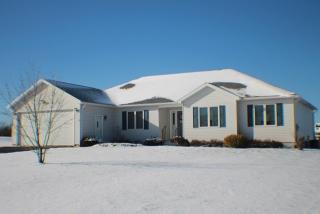 2288 County Road 28, Canandaigua, NY 14424-8075