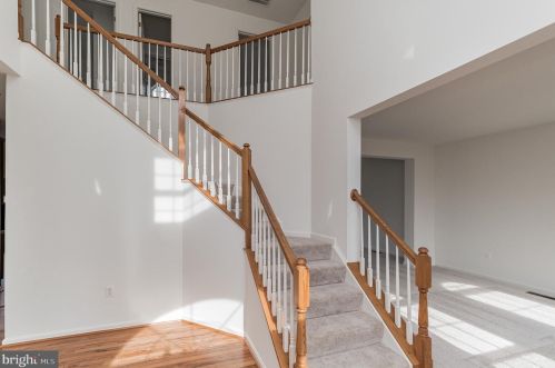 17508 Tedler Cir, Round Hill, VA 20141-2168