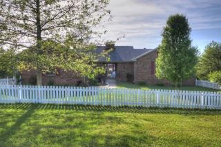 118 Trotter Way, Versailles, KY 40390-9743