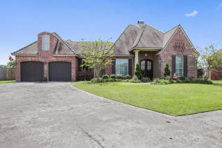 106 Bridge Creek Cv, Lafayette, LA 70508-1711
