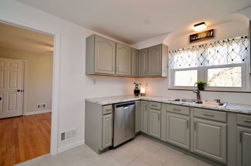 668 Sipple Dr, Covington KY  41015-2355 exterior