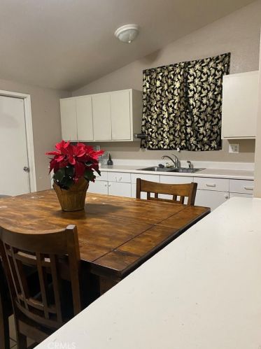 19109 Delight St, Santa Clarita CA  91351-2806 exterior