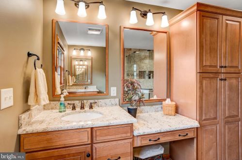 75 Maple Ave, Bareville PA  17540-9602 exterior