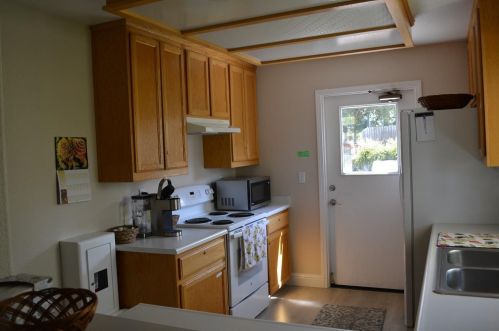 3387 Four Seasons Dr, Turlock CA  95382-9713 exterior