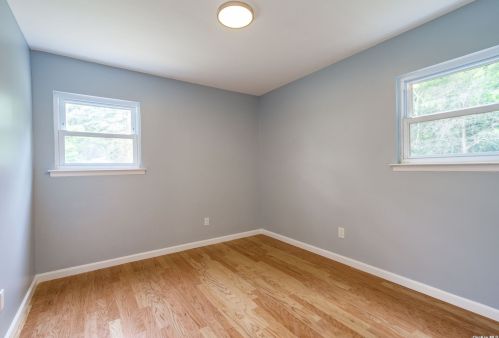 29 Hawthorne St, Mount Sinai NY  11766-2909 exterior