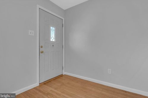 207 Piute Trl, Browns Mills NJ  08015-6125 exterior