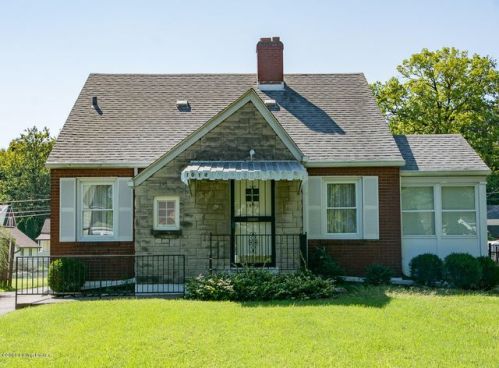 1014 Ardmore Dr, Louisville, KY 40217-2304