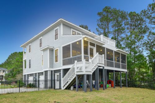 2601 Crooked Stick Ln, Mount Pleasant SC  29466-8738 exterior