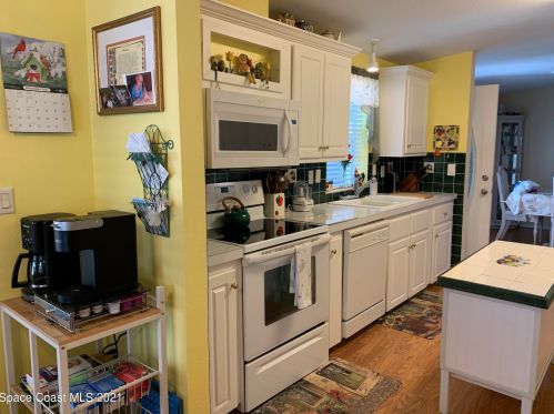 112 Scenic Dr, Cocoa FL 32926-2574 exterior