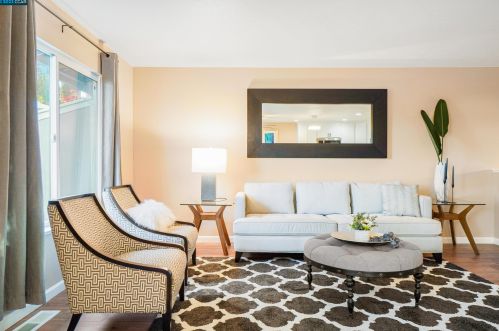 158 Holiday Hills Dr, Pacheco CA  94553-4212 exterior