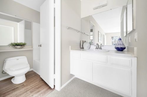 37 Greenfield, Irvine CA 92614-7051 exterior